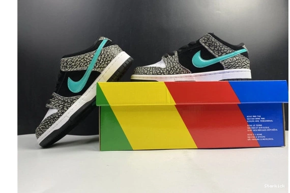 DUNK BQ6817-009 SB LOW PRO"ELEPHANT" NIKE 0212